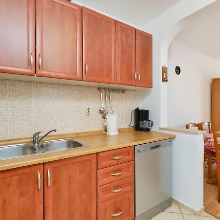Apartment 7867c *