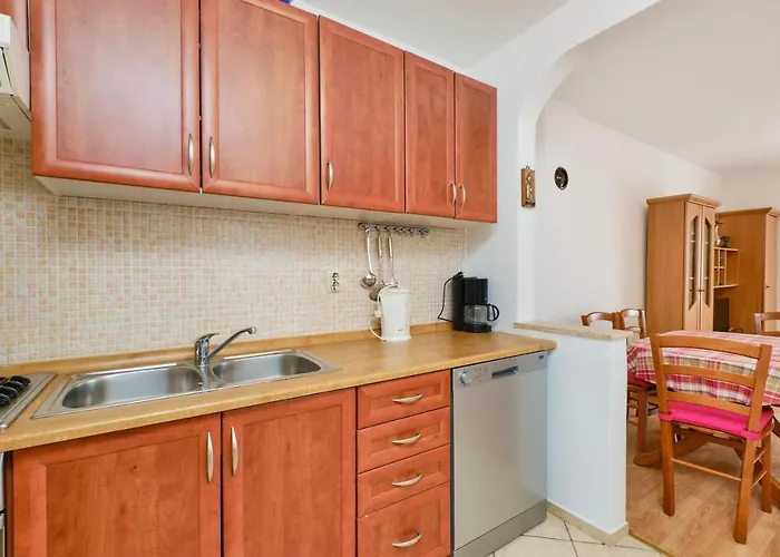 Apartment 7867c *